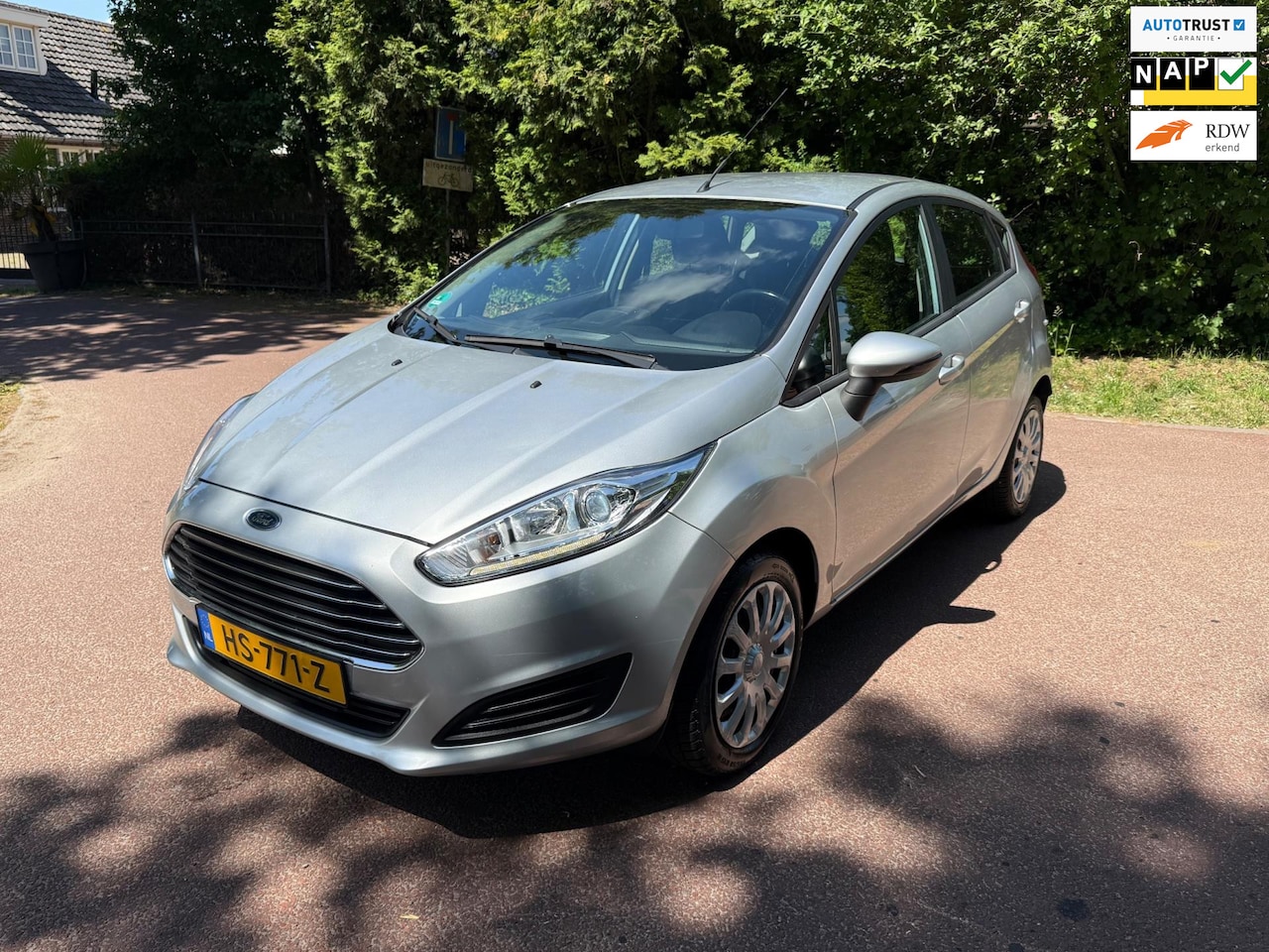 Ford Fiesta - 1.0 Style / Navi / Airco / Apk / PDC / Aux / Lm / - AutoWereld.nl