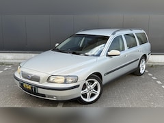 Volvo V70 - 2.4 Comfort Line | Climate | Automaat | Trekhaak