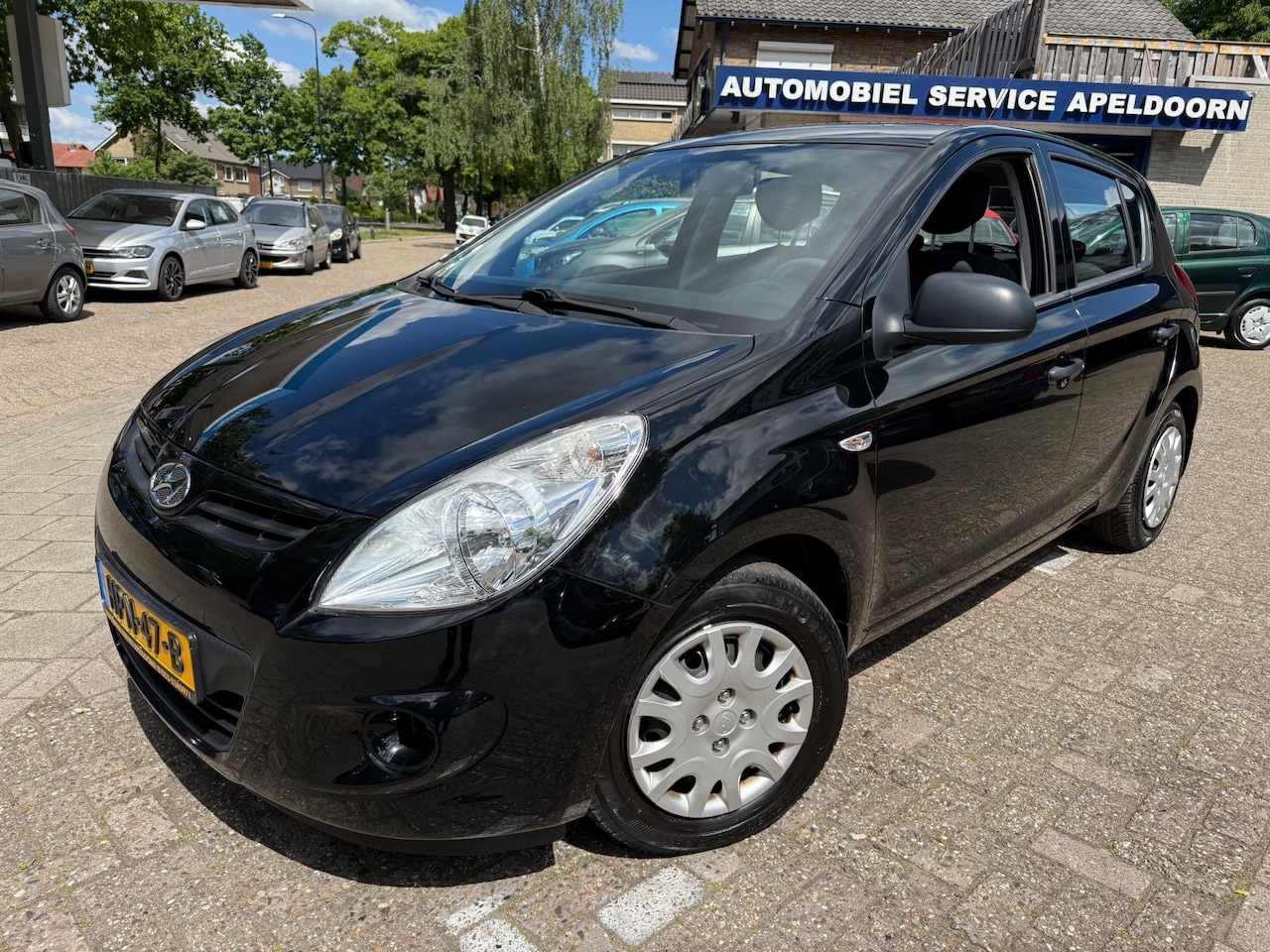 Hyundai i20 - 1.2i i-Drive *AIRCO*ELEKTR. RAMEN*5DRS*STUURBEKR.*HISTORIE* - AutoWereld.nl