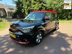 Kia e-Soul - EV ExecutiveLine 27 kWh / Navi / Leder / Camera / NAP / pdc /