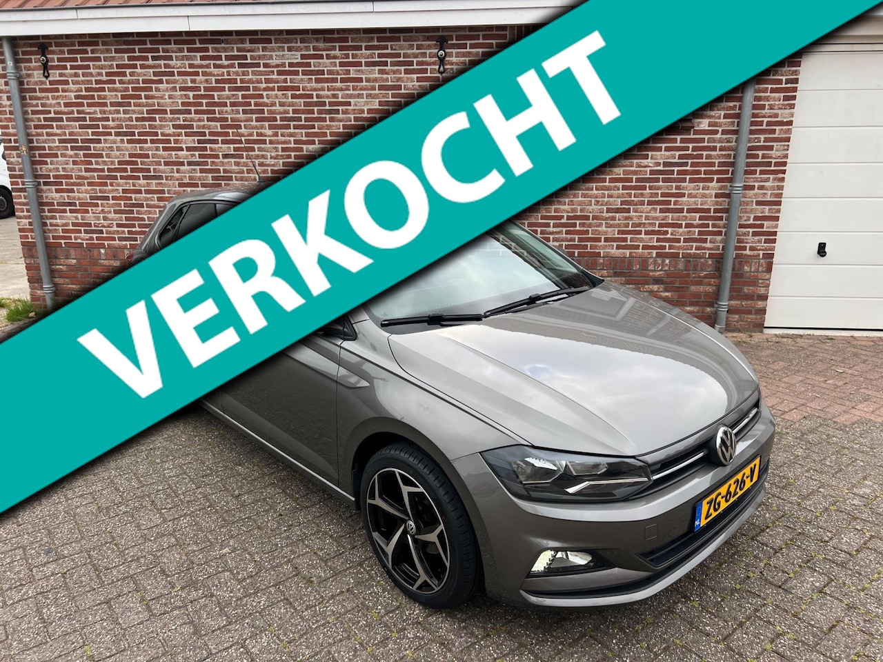 Volkswagen Polo - 1.0 | 17 inch R Line| NAP | Carplay | Cruisecontrol | Recent onderhoud | Nieuwe banden - AutoWereld.nl