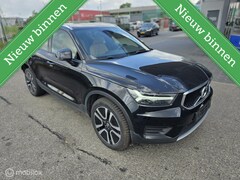 Volvo XC40 - 1.5 T5 Twin Engine Momentum Pro