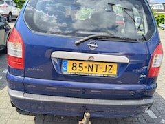 Opel Zafira - 2.2-16V Elegance