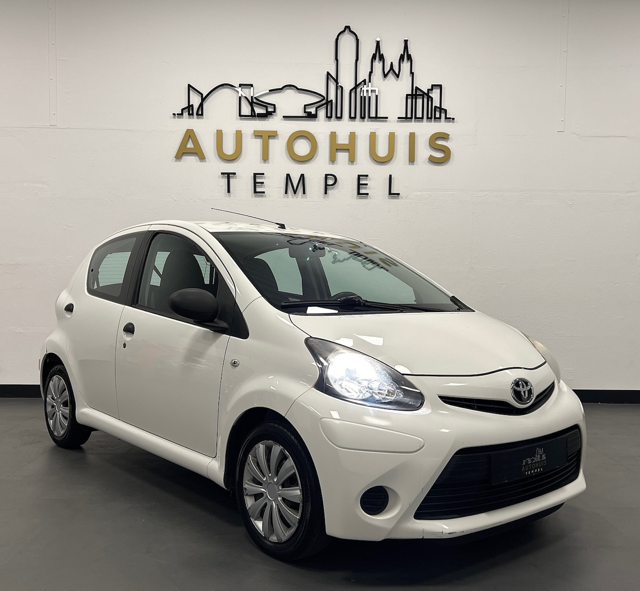 Toyota Aygo - 1.0 VVT-i Comfort Nap Airco 5 deurs Isofix Centrale Deurvergrendeling - AutoWereld.nl