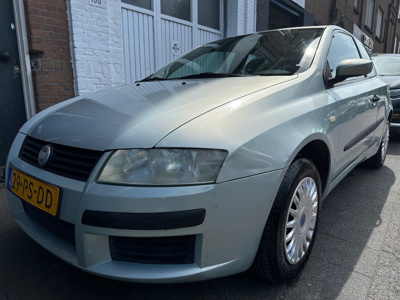 Fiat Stilo - 1.4 Actual Airco Cruise Dealer Onderhouden 1e Eigenaar 24000km NAP - AutoWereld.nl