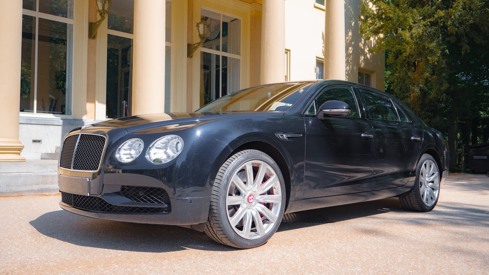 Bentley Flying Spur - 4.0 V8 S - AutoWereld.nl