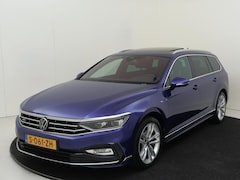 Volkswagen Passat Variant - 1.5 TSI Elegance Business R | Panoramadak | Stoelverwarming | LED matrix verlichting | Ach