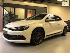Volkswagen Scirocco - 1.4 TSI Sport/ LED/19 inch