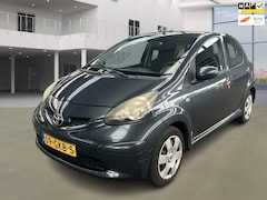 Toyota Aygo - 1.0-12V +
