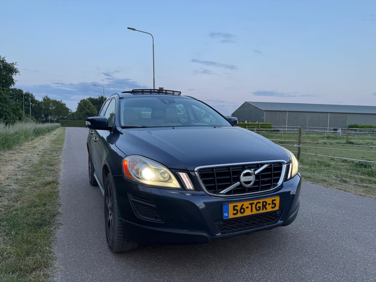 Volvo XC60 - 2.4 D5 215PK AWD Summum (bj 2012) Facelift/Panorama/Automaat/Camera/Leer/VOL!! - AutoWereld.nl