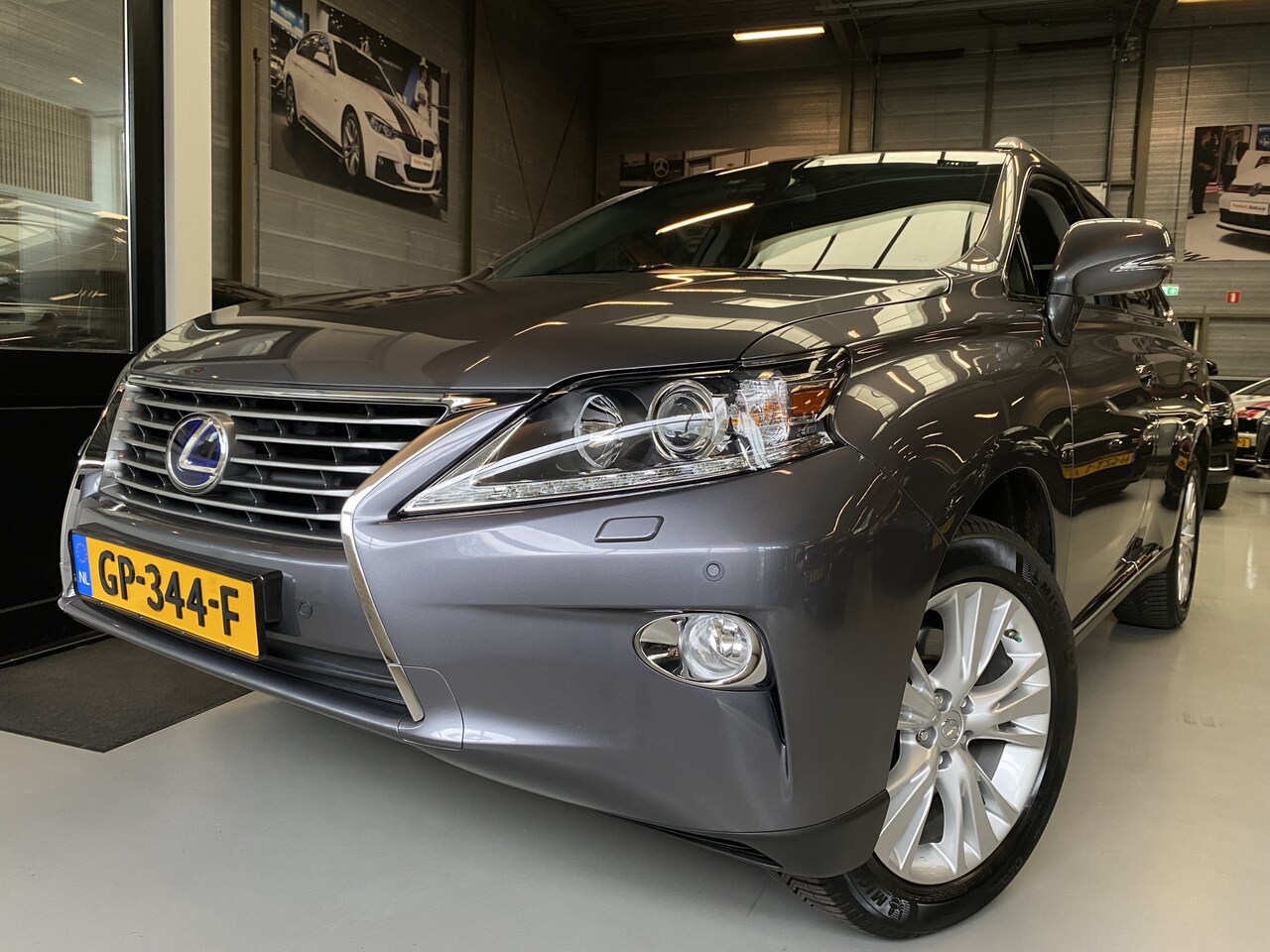 Lexus RX 450h - 4WD Comfort Line Leer, Navi, Cruise - AutoWereld.nl