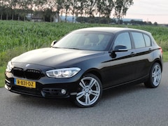 BMW 1-serie - 118i Executive AUT Full LED / ECC / CAMERA / PDC