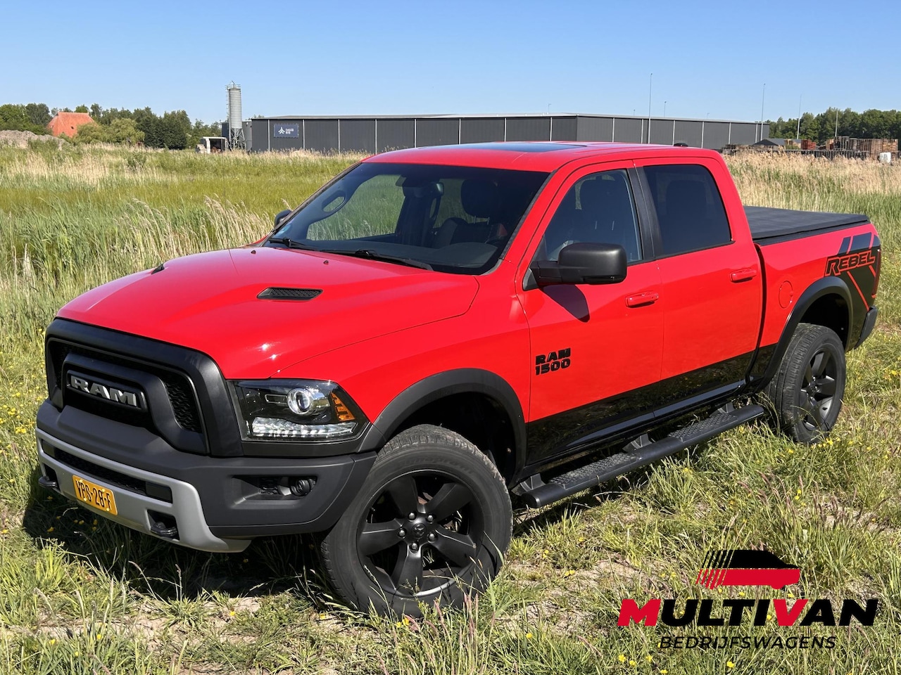 Dodge Ram 1500 - REBEL 5.7 V8 Quad Cab 6'4 | MARGE | LUCHTVERING | PANO | OFFROAD | LEDER | 3500KG | PRINS - AutoWereld.nl