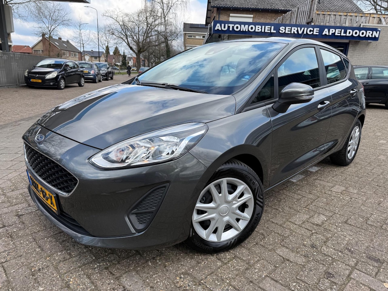 Ford Fiesta - 1.1 Trend * AIRCO*ELEKTR. PAKKET*STOELVERW.*5DRS*NW. APK * - AutoWereld.nl