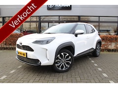 Toyota Yaris Cross - 1.5 Hybrid First Edition Plus | Rijklaar | Stoel-/stuurverw. | Navi | Apple/Android | LED