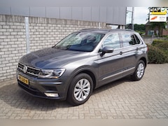 Volkswagen Tiguan - 1.4 TSI 4Motion Comfortline 150 PK Navi Camera Clima Cruise 2x PDC Rijbaan Assist LMV Trek