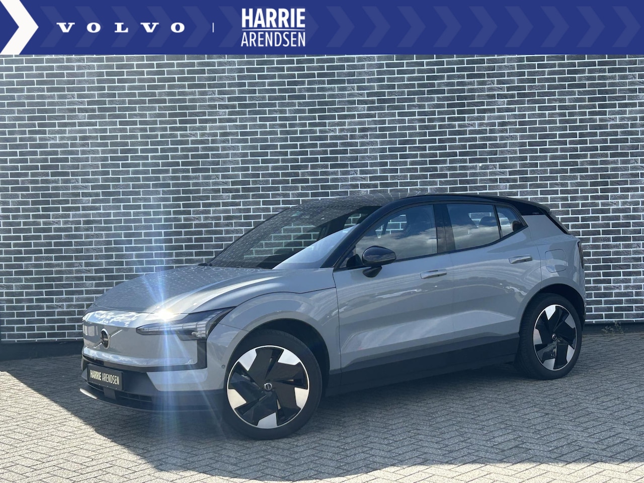 Volvo EX30 - Twin Motor Performance Ultra 69 kWh | Stoel en stuurwielverwarming | adaptieve cruise cont - AutoWereld.nl