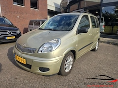 Toyota Yaris Verso - 1.5 VVT-i Sol
