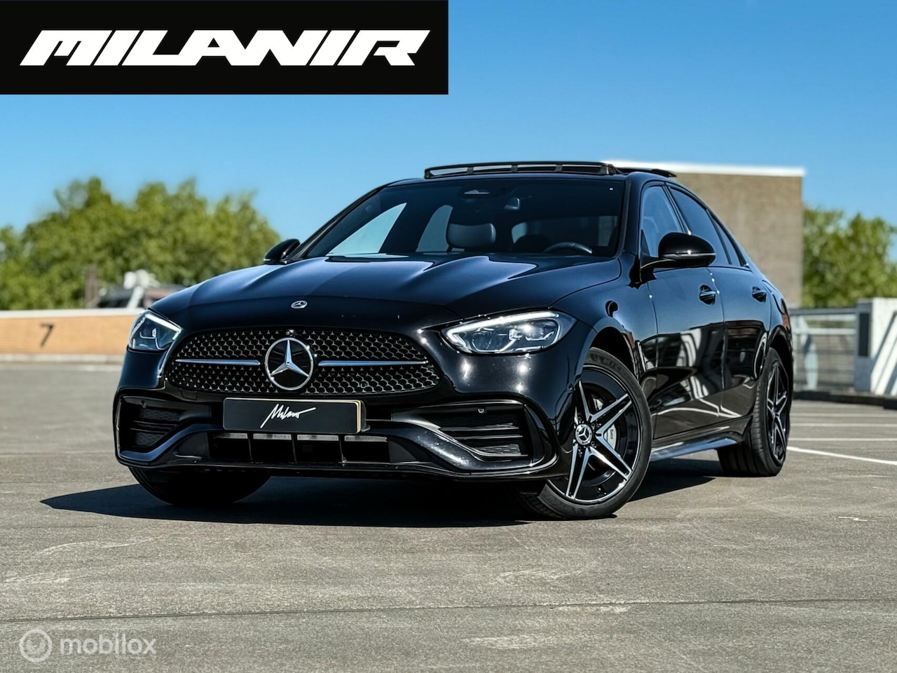Mercedes-Benz C-klasse - C300e C300e AMG Line |Pano |Memory |Massage |360 - AutoWereld.nl
