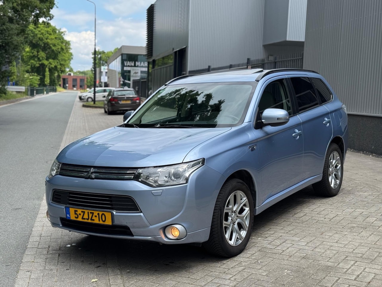 Mitsubishi Outlander - 2.0 PHEV instyle 2.0 PHEV Instyle - AutoWereld.nl