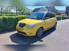 Lancia Y(psilon) - Ypsilon 1.4-16V Sport Momo Design AIRCO BJ 2007