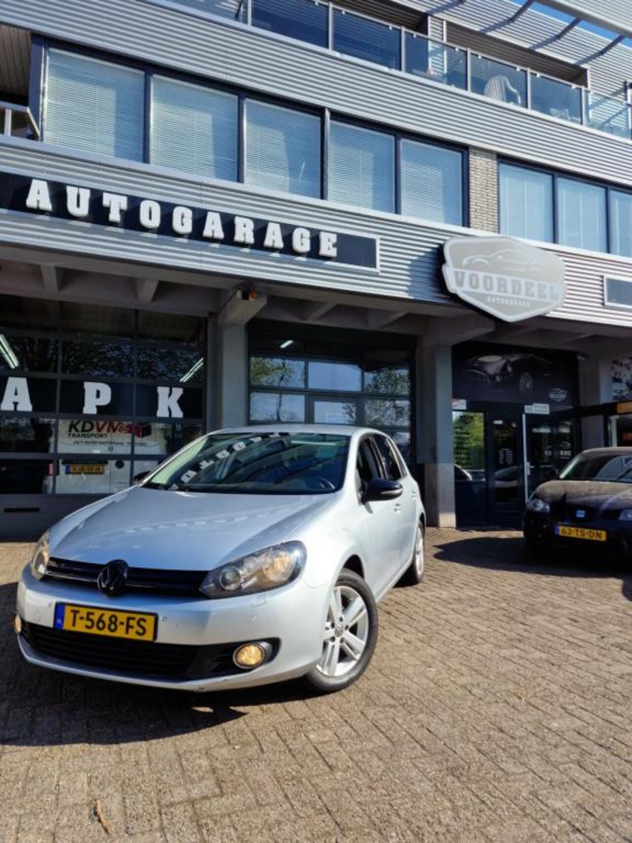 Volkswagen Golf - 1.2 TSI Highline BlueMotion 1.2 TSI Highline BlueMotion - AutoWereld.nl