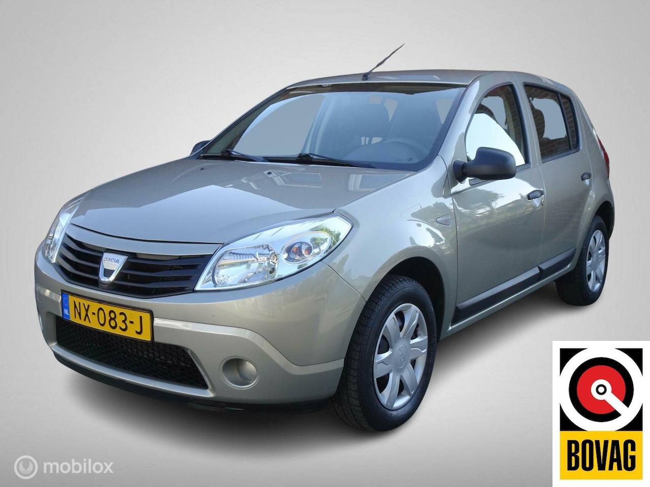 Dacia Sandero - 1.2 Airco Nieuwe APk !!! - AutoWereld.nl