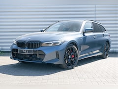 BMW 3-serie Touring - 330e High Executive M Sport Automaat / Panoramadak / Sportstoelen / Adaptieve LED / Comfor