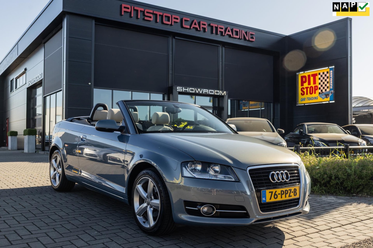 Audi A3 Cabriolet - 1.2 TFSI S-edition 1.2 TFSI S-edition, 105 PK, NL Auto, Airco, Cruise Control! - AutoWereld.nl