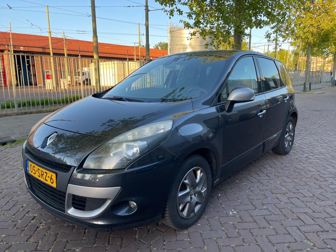 Renault Scénic - 1.6 dCi Parisiènne 2011 - AutoWereld.nl