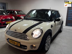 MINI Cooper - 1.6 D | Loune Interieur | Navigatie | Stoelverwarming