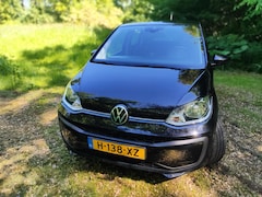 Volkswagen Up! - 1.0 Zeer goede staat / Airco / Camera / 4 deurs