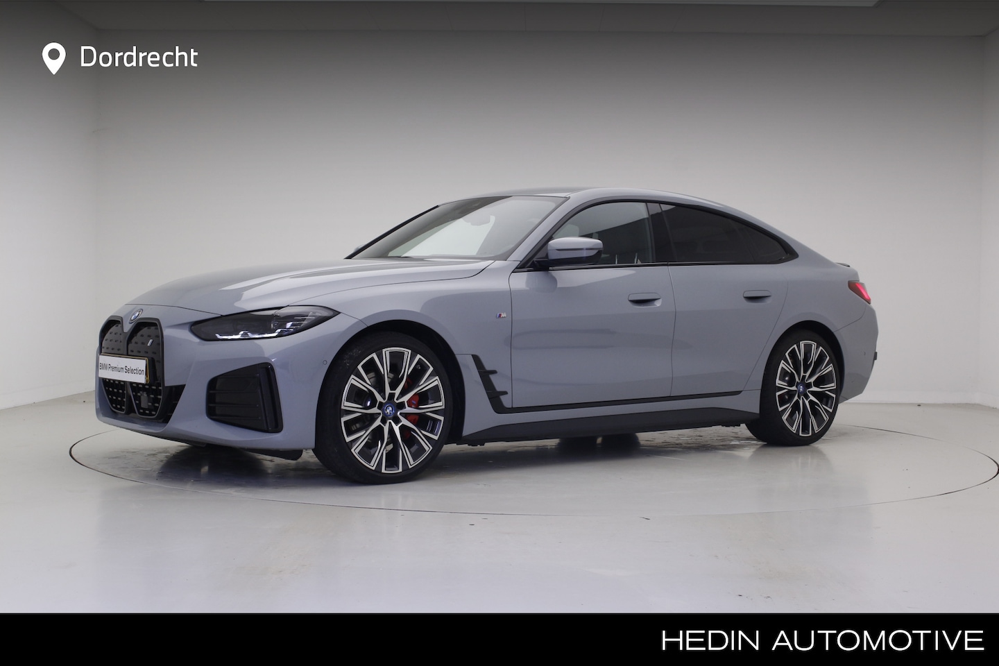 BMW i4 - eDrive35 M-Sport Pro | 19" | Camera | Stoelverwarming - AutoWereld.nl