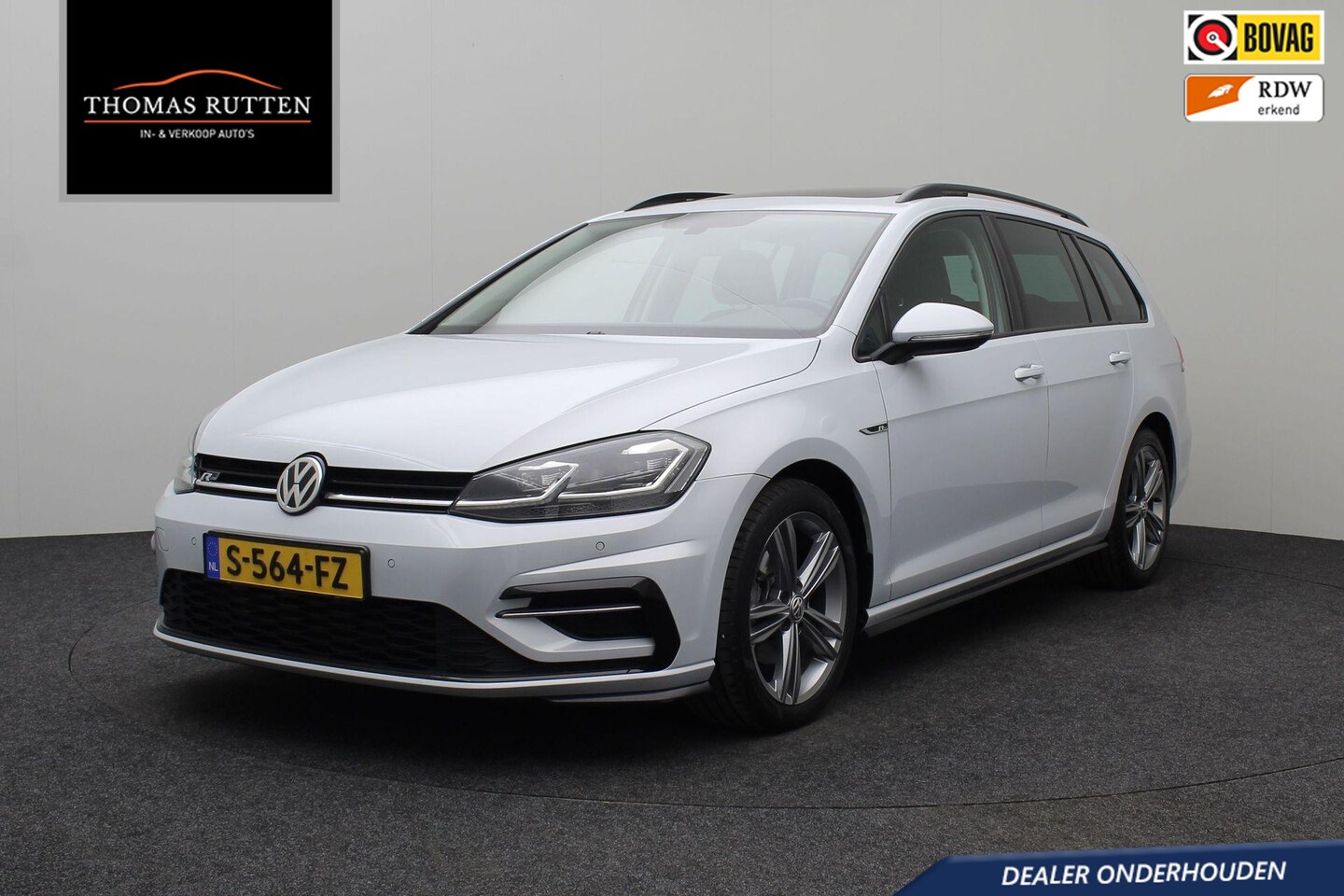 Volkswagen Golf Variant - 1.5 TSI Highline Business R-Line 2018 Panoramadak | Carplay | Virtual dashboard | DSG | Na - AutoWereld.nl