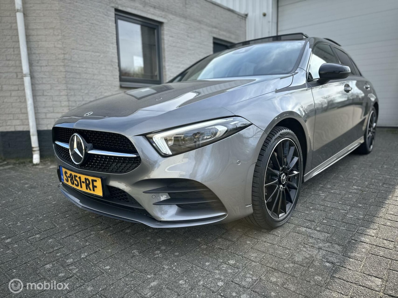 Mercedes-Benz A-klasse - 250 e AMG PANO WIDE SFEERVERLICHT - AutoWereld.nl