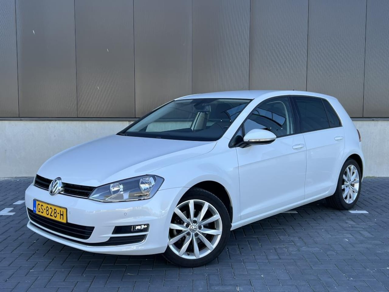 Volkswagen Golf - 1.4 TSI Highline 1.4 TSI Highline - AutoWereld.nl