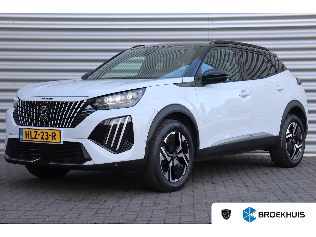 Peugeot 2008 - 1.2 PURETECH 130PK GT PACK AUTOMAAT / NAVI / LEDER / CLIMA / LED / PDC / 17" LMV / KEYLESS - AutoWereld.nl