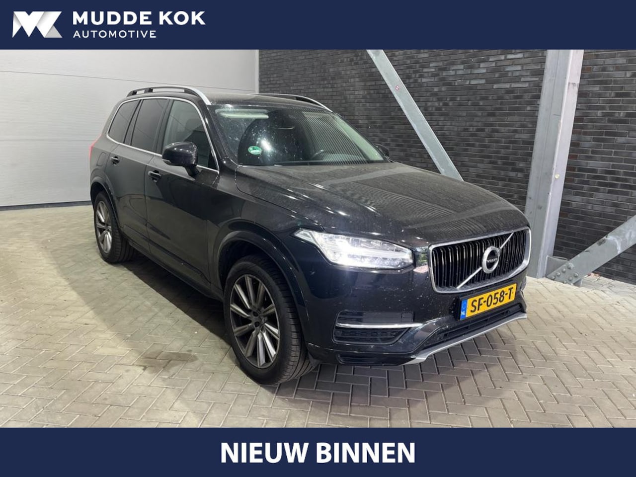 Volvo XC90 - D4 Momentum | 7P | ACC | Leder | Trekhaak | Stoelverwarming | 20 Inch - AutoWereld.nl
