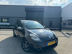 Renault Clio - 1.5 dCi Night & Day Navigatie|Clima 2012
