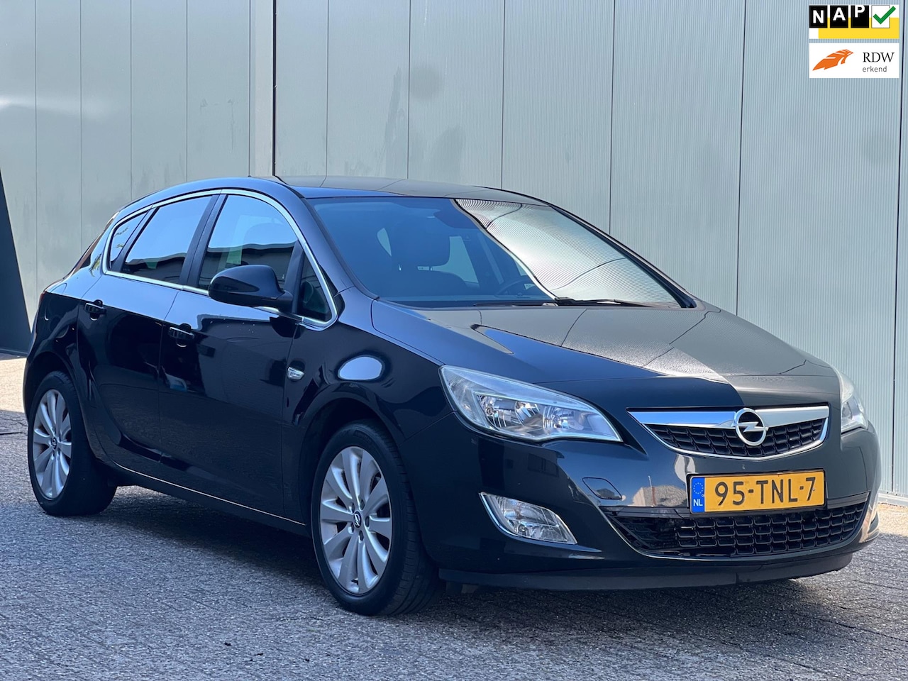 Opel Astra - 1.4 APK tot 01-2026|Airco|PDC|Cruise|Navi - AutoWereld.nl