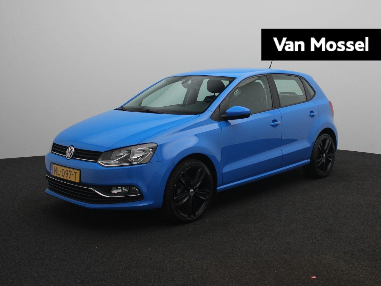 Volkswagen Polo - 1.2 TSI Comfortline | Navigatie | 17'' Velgen | Cruise Control | - AutoWereld.nl