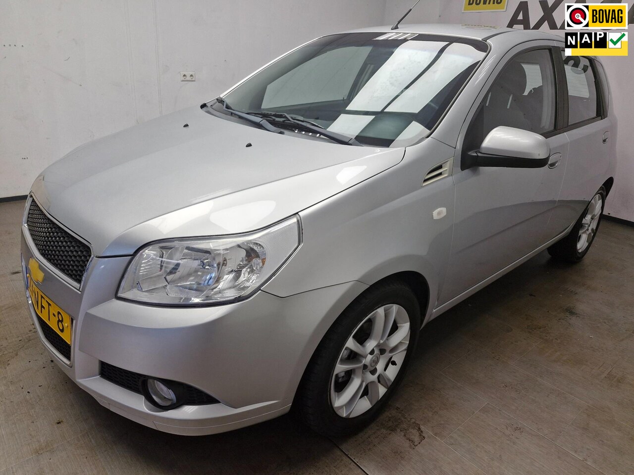 Chevrolet Aveo - 1.2 16V LS+ UNIEKE KM !!! GARANTIE ! AIRCO ! NIEUWE APK ! - AutoWereld.nl