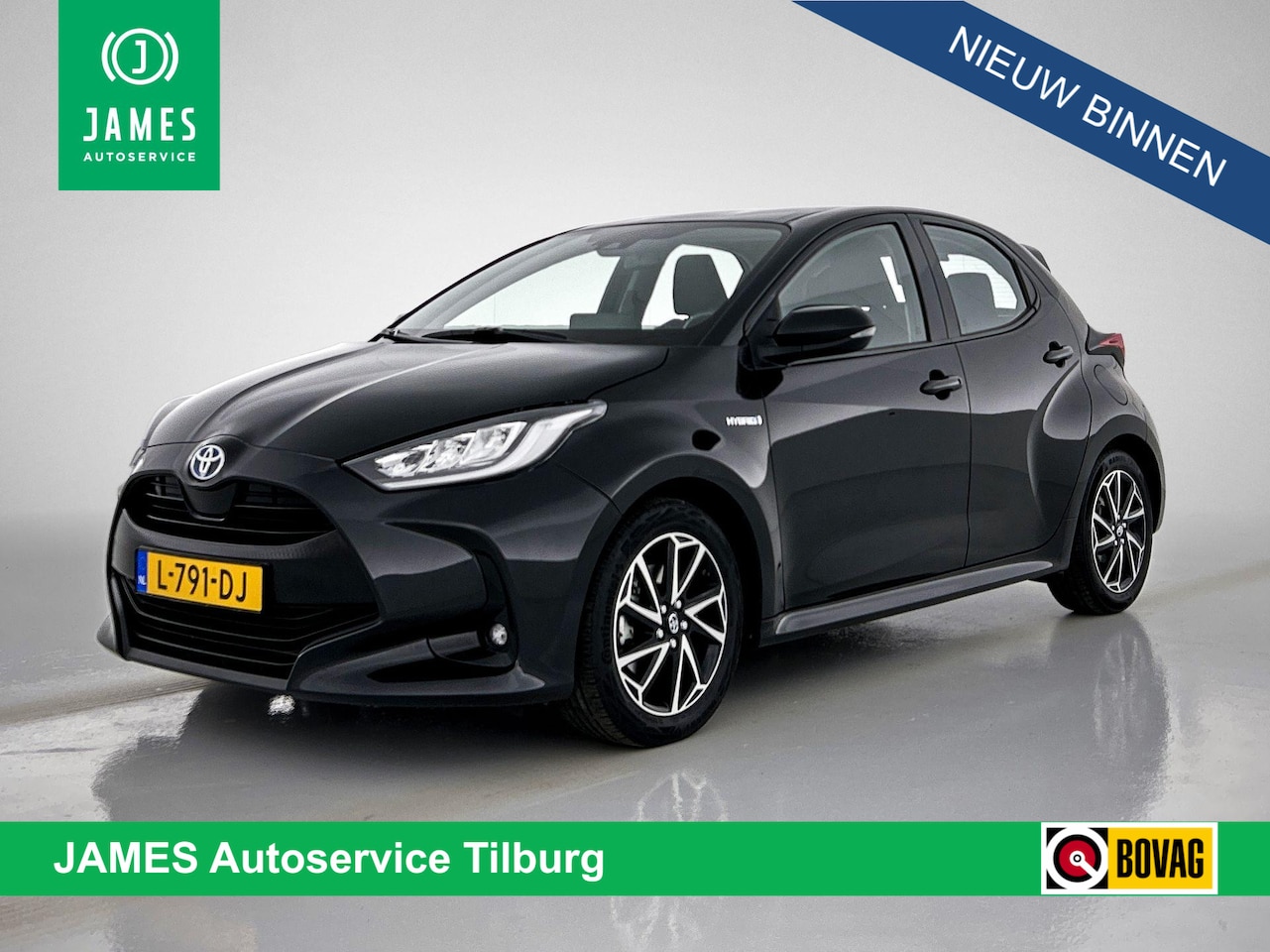 Toyota Yaris - 1.5 Hybrid Dynamic CAMERA CARPLAY AD-CRUISE NAVI LED - AutoWereld.nl