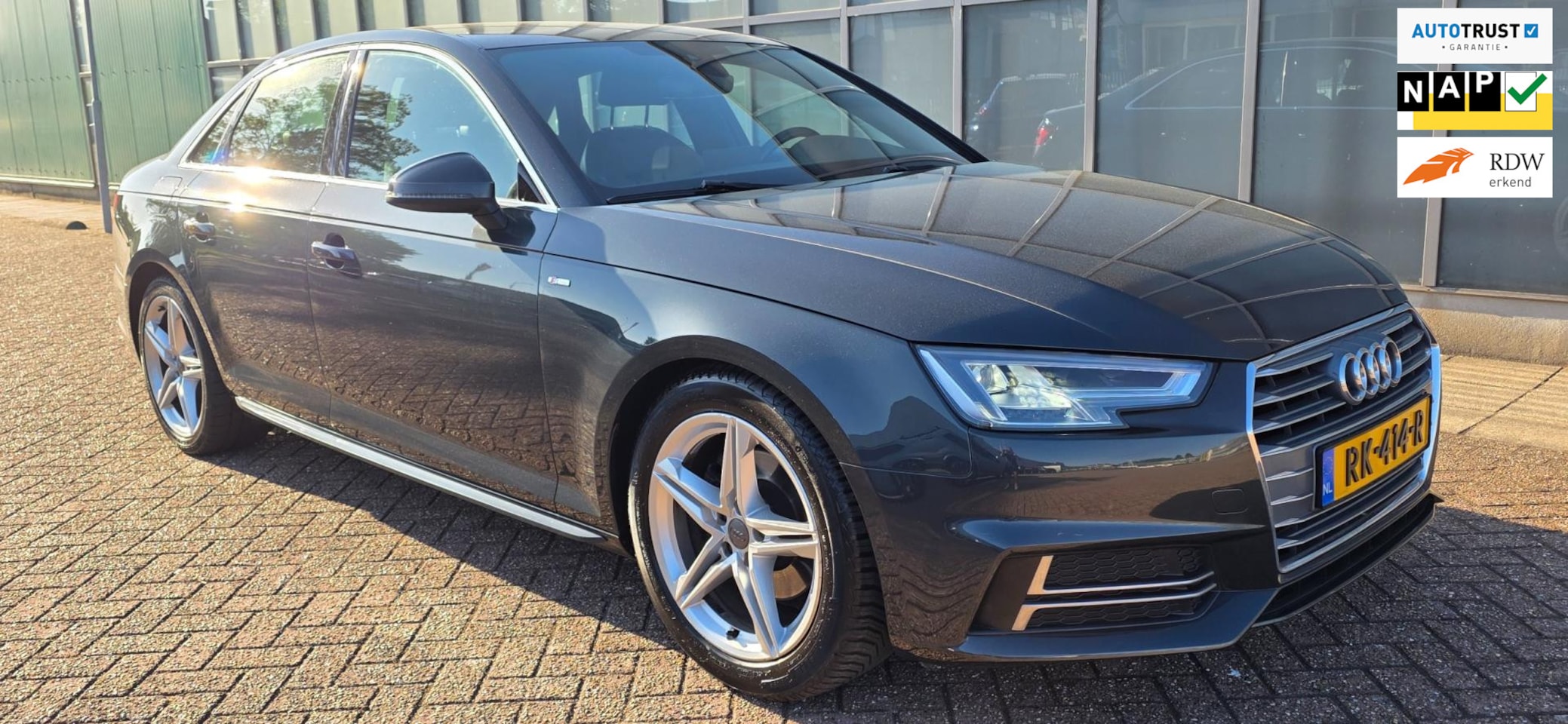 Audi A4 Limousine - 2.0 TFSI 190 PK S-Line Handbak/Ned auto/Half Leder/Led/18 Inch/Navi/Park.sens/ - AutoWereld.nl