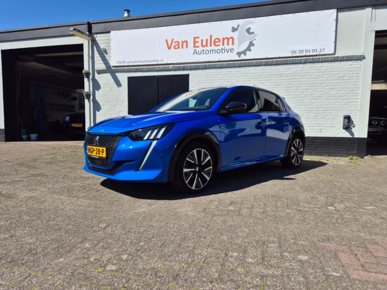 Peugeot 208 - 1.2 PureTech GT-Line 1.2 PureTech GT-line - AutoWereld.nl