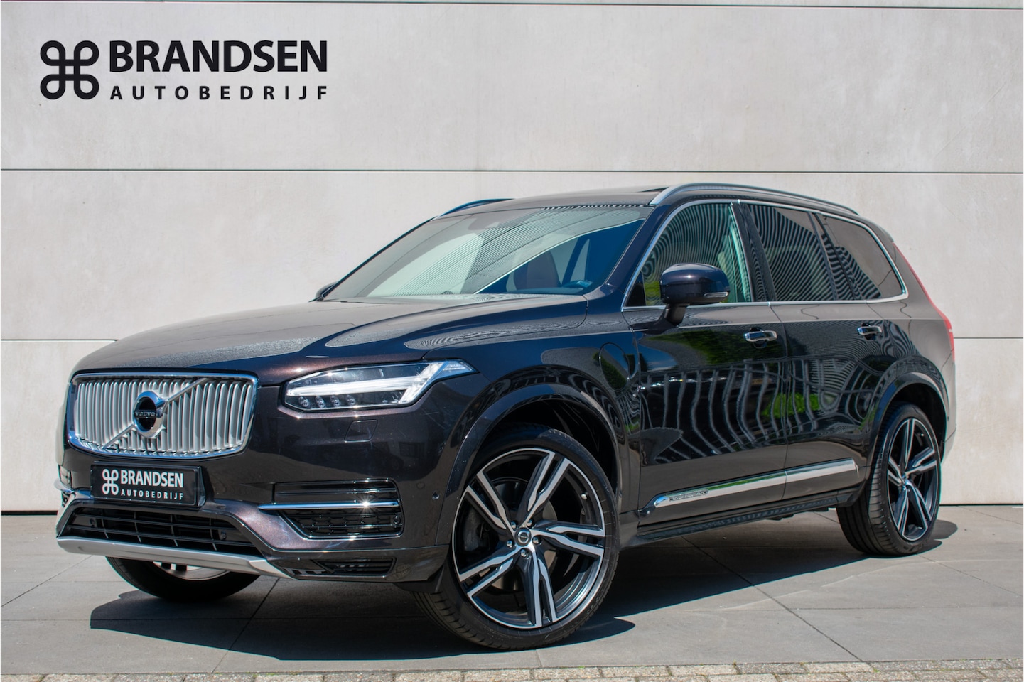 Volvo XC90 - 2.0 T8 Twin Engine AWD Inscription -Luchtvering-ACC-B&W-Keyless-22''-Trekhaak- - AutoWereld.nl
