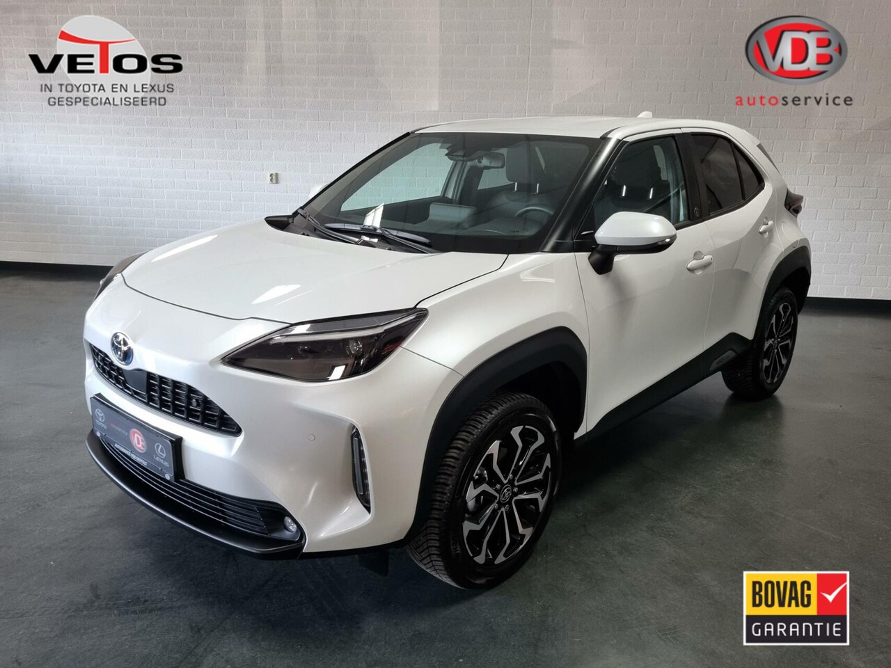 Toyota Yaris Cross - 1.5 Hybrid Team-D / PDC v+a / BSM / Elektrische achterklep - AutoWereld.nl