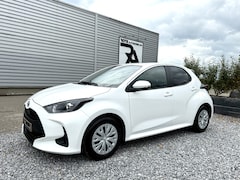 Toyota Yaris - 1.5 Hybrid Active Navi|Camera|Carplay|Cruis|Stoelverw Wit