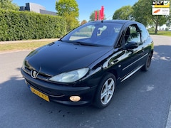 Peugeot 206 - 1.6-16V Gentry AUTOMAAT/CLIMA/NAP