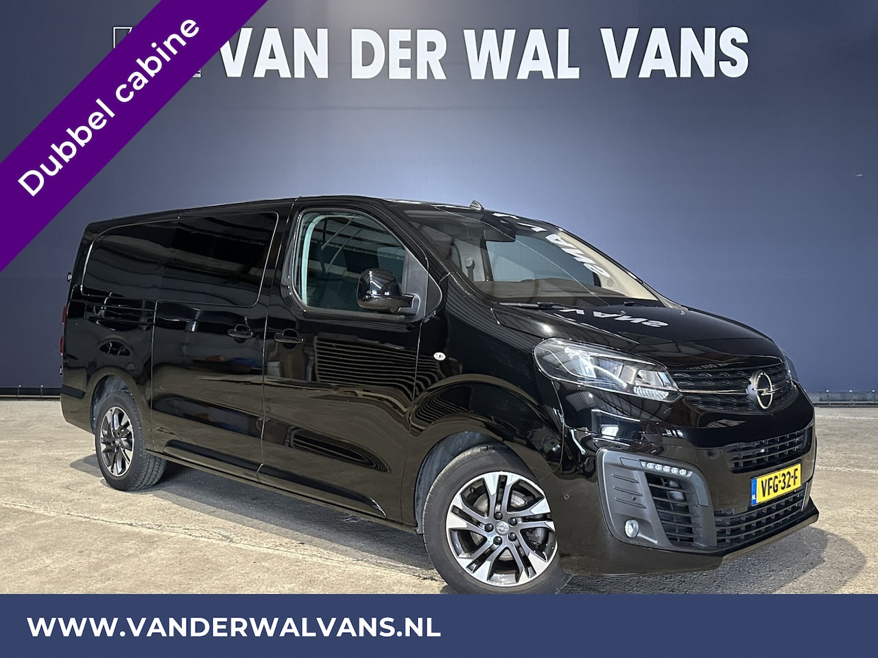 Opel Vivaro - 2.0 CDTI 150pk L3H1 Dubbele Cabine Euro6 Airco | Camera | Navigatie | 5-zits | 2500kg Trek - AutoWereld.nl